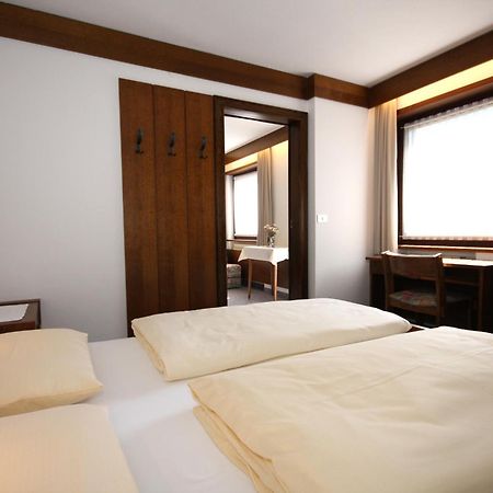 Apartments Residence Alta Badia Colfosco Ruang foto
