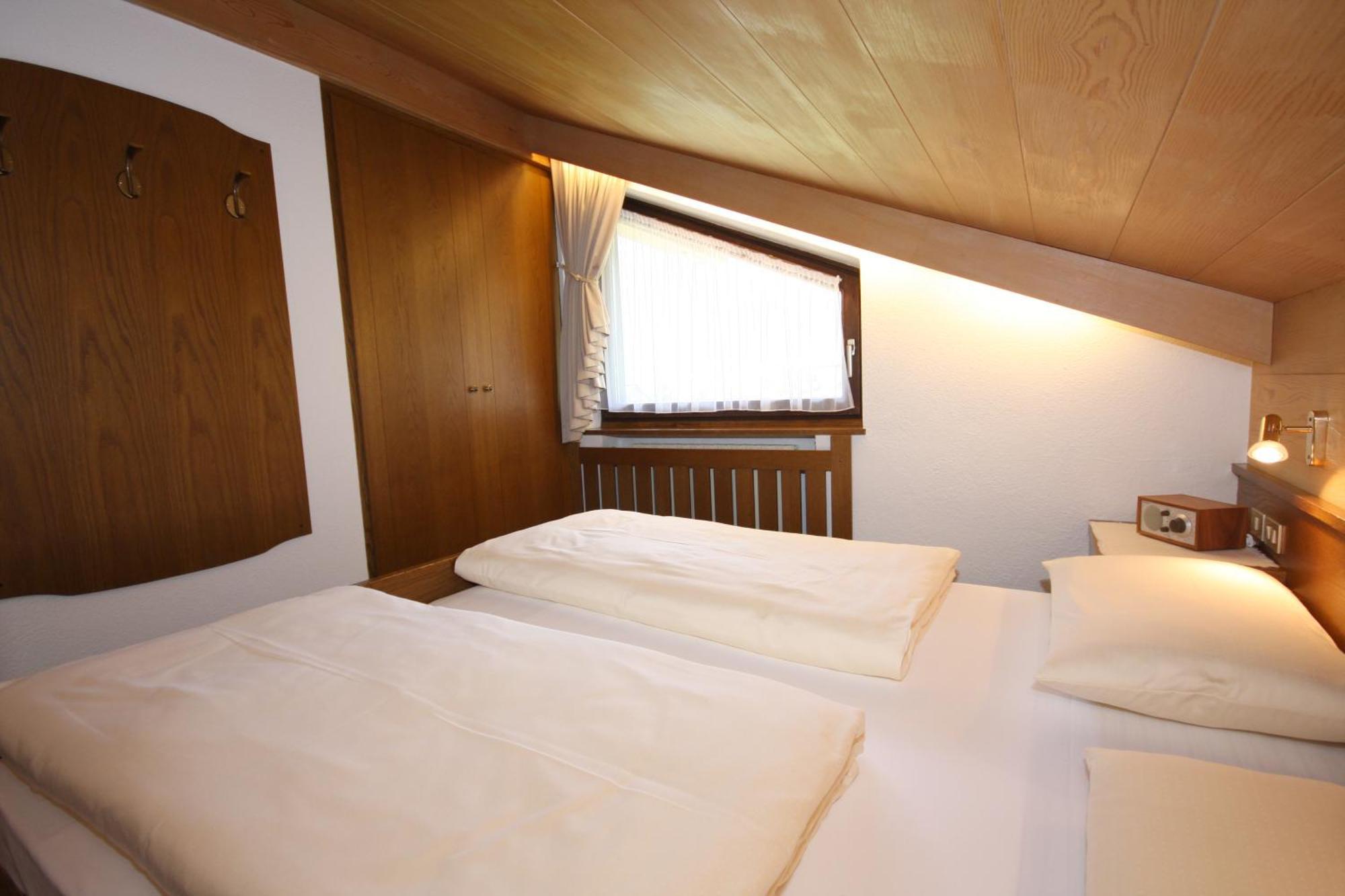 Apartments Residence Alta Badia Colfosco Ruang foto