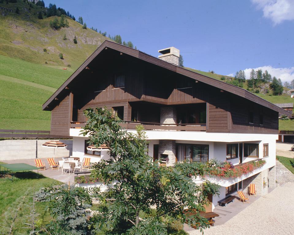 Apartments Residence Alta Badia Colfosco Bagian luar foto
